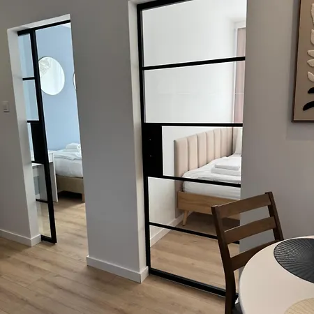 Lejlighed 4summer La Perla I Blisko Morza, Parking, 2 Sypialnie I Salon I Nahe Am Meer, Parkplatz, 2 Schlafzimmer Und Wohnzimmer *