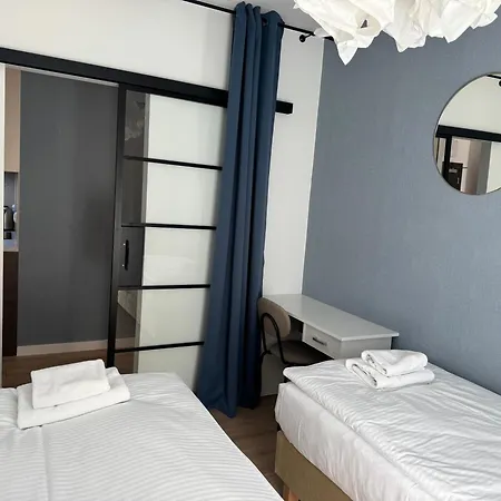 Apartament 4summer La Perla I Blisko Morza, Parking, 2 Sypialnie I Salon I Nahe Am Meer, Parkplatz, 2 Schlafzimmer Und Wohnzimmer Kołobrzeg